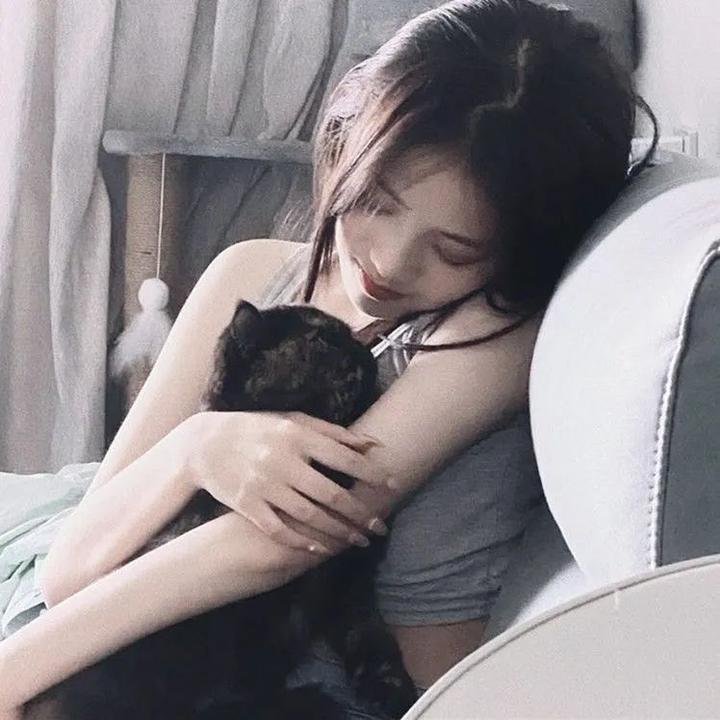 历尽沧桑一妇人